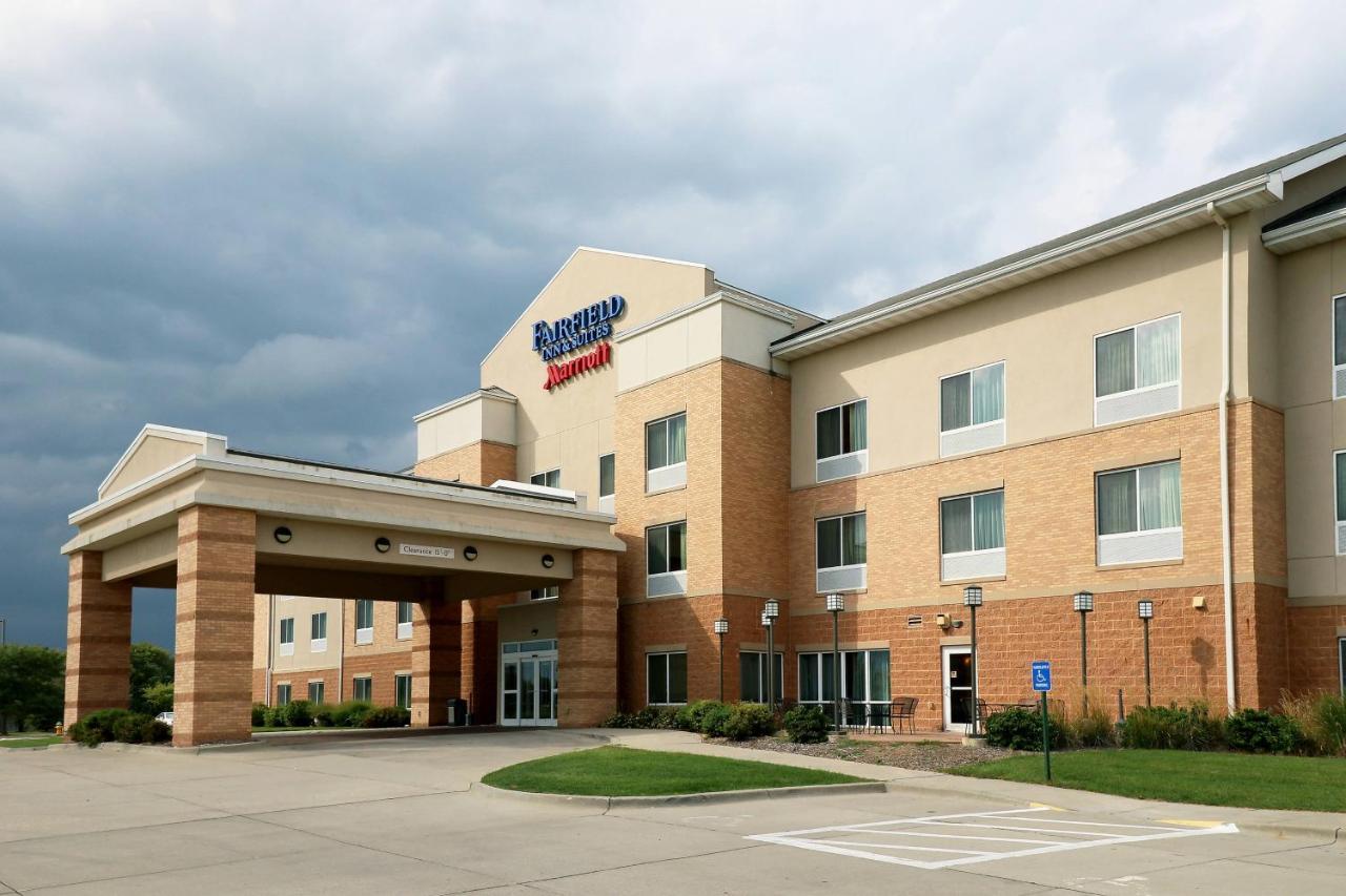 Fairfield Inn & Suites Des Moines Airport מראה חיצוני תמונה