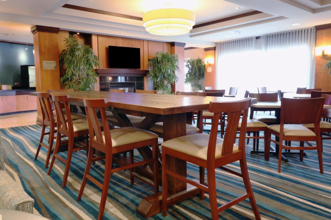 Fairfield Inn & Suites Des Moines Airport מראה חיצוני תמונה