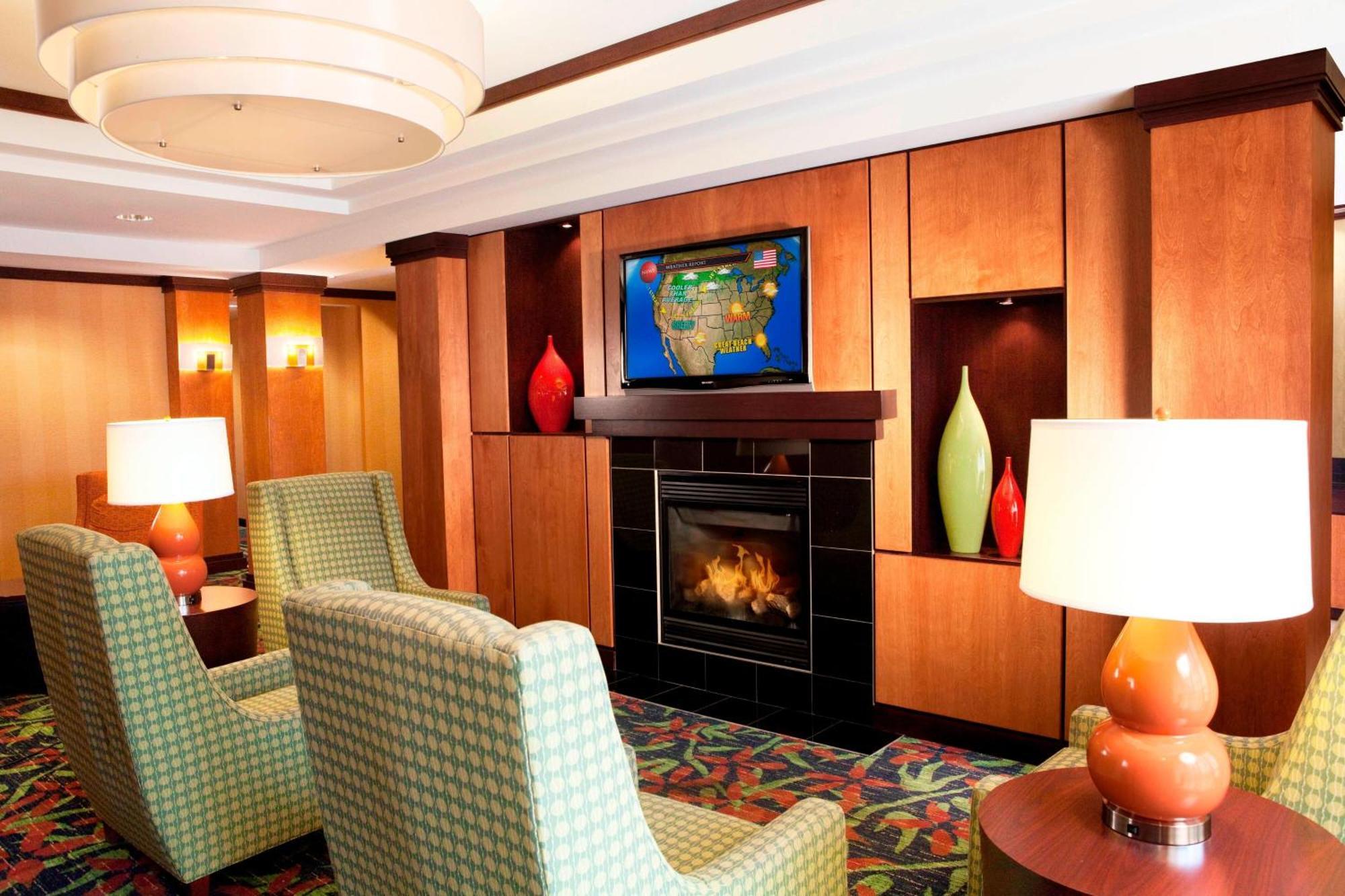 Fairfield Inn & Suites Des Moines Airport מראה חיצוני תמונה