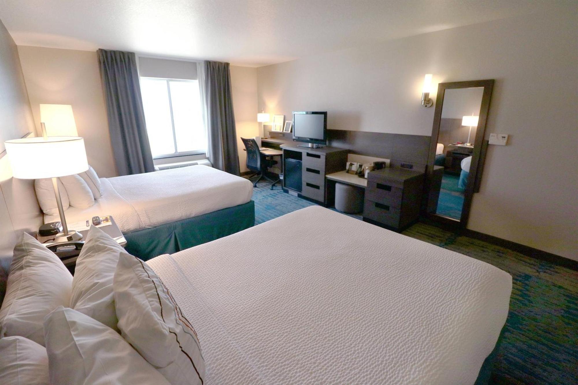 Fairfield Inn & Suites Des Moines Airport מראה חיצוני תמונה