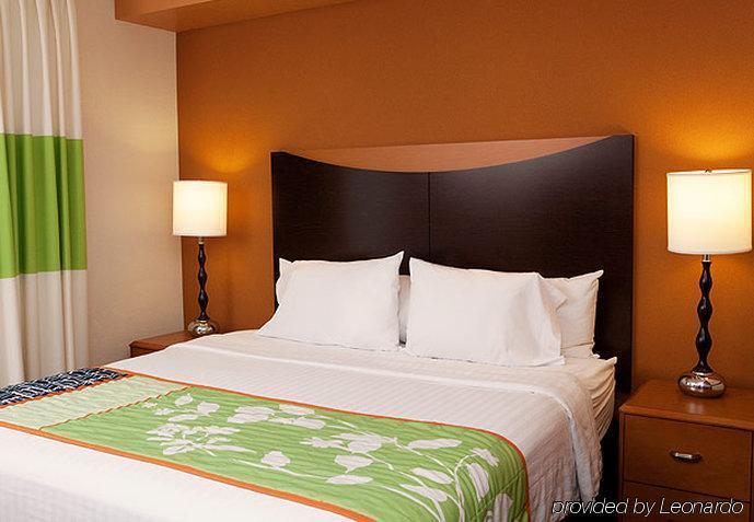 Fairfield Inn & Suites Des Moines Airport חדר תמונה